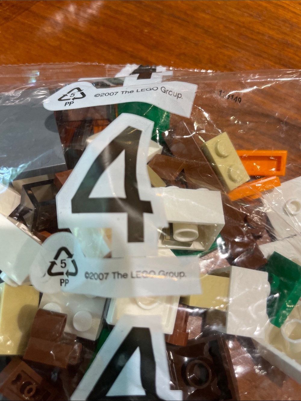 Lego sealed bags 136R7 bags 3, 4, and 5 year 2015 and two bags from 2007 - Picture 11 of 11